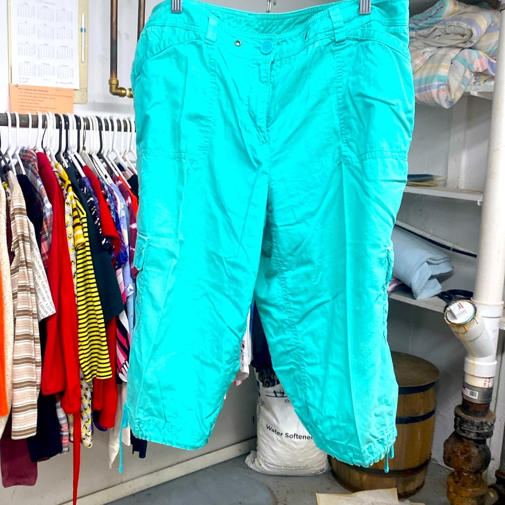 3/$15. Jones NY Sport cargo knee pants